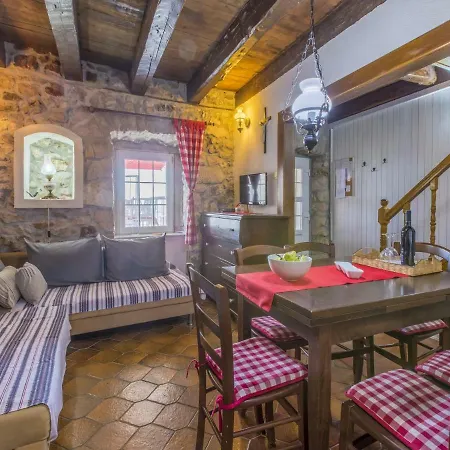 House Lana Vakantiehuis *